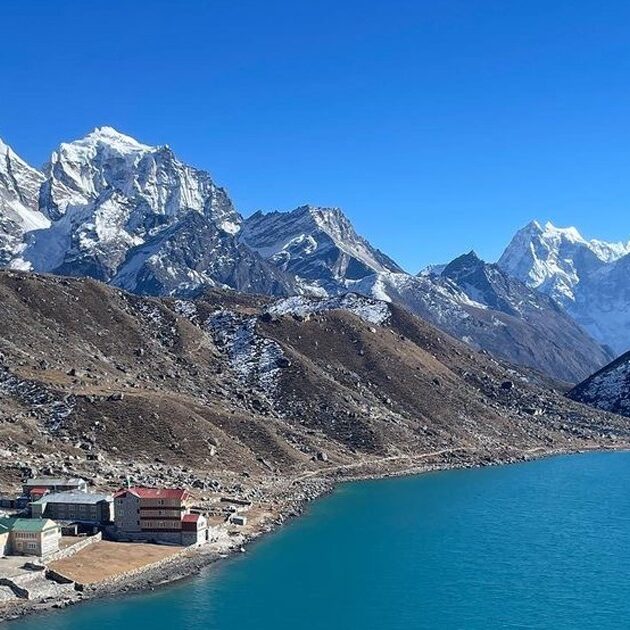 Gokyo Cho La Pass via EBC